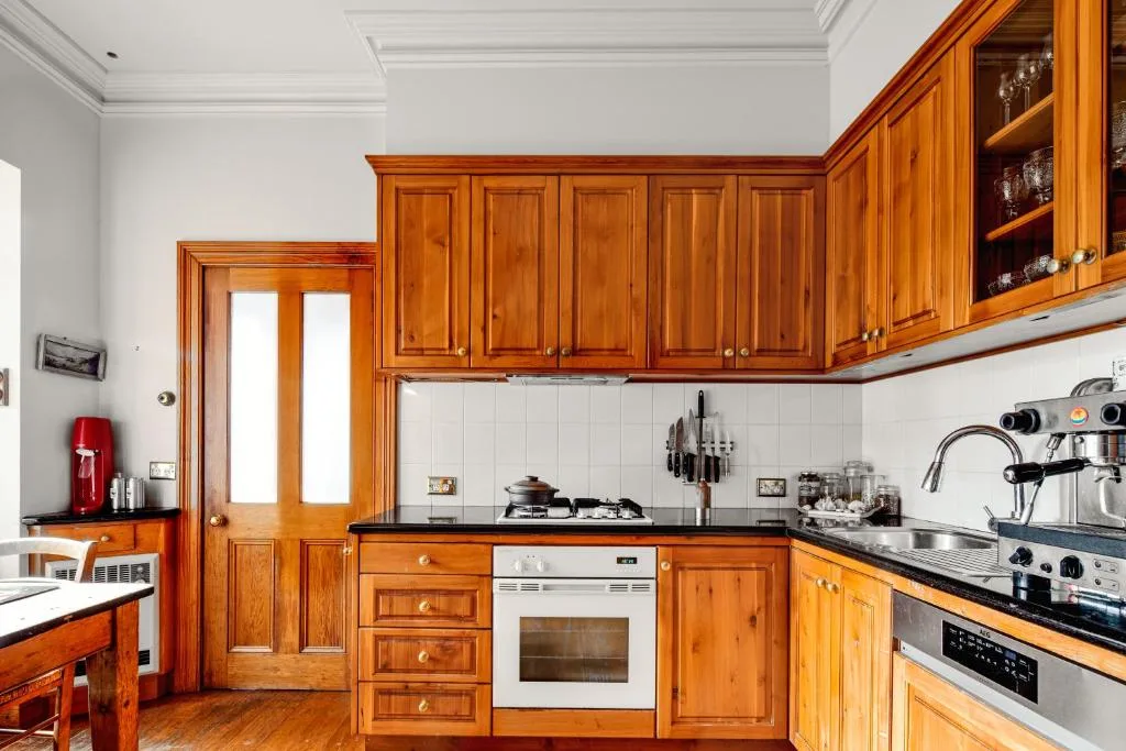 The Glebe Cottage — 4