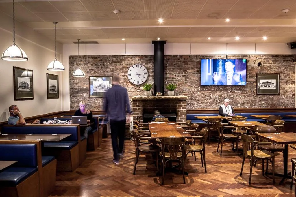 Blue Gum Hotel — 4