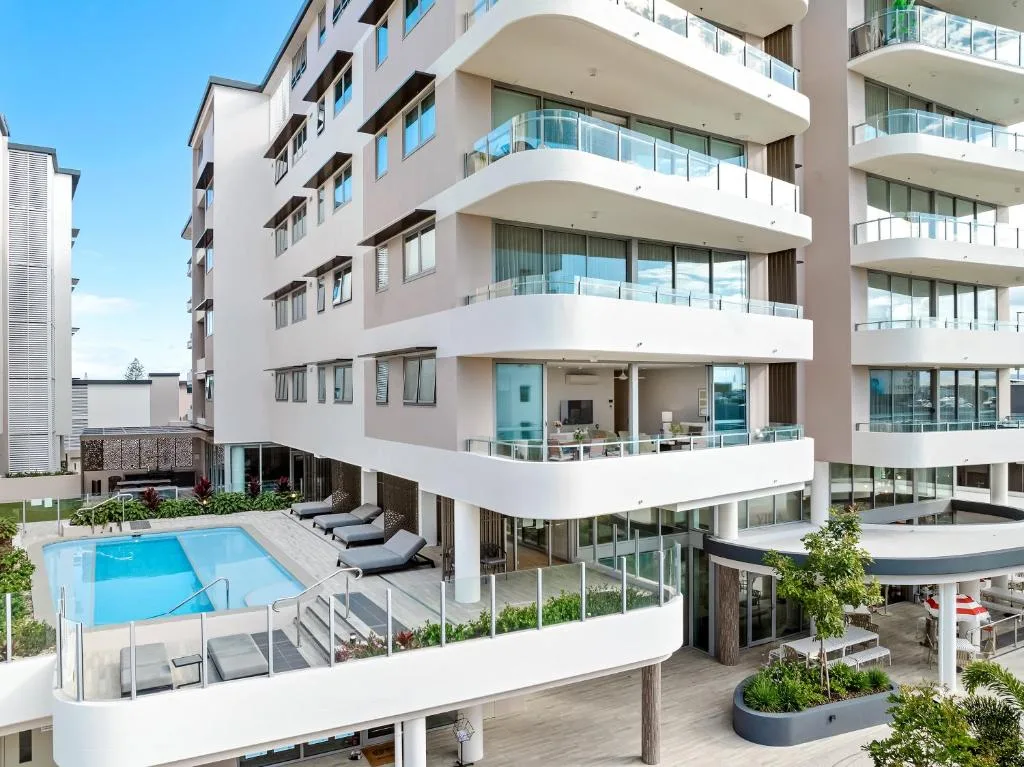 Lowanna Beach Resort Kawana