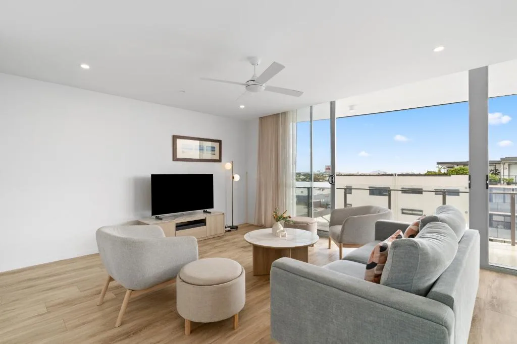 Lowanna Beach Resort Kawana — 5