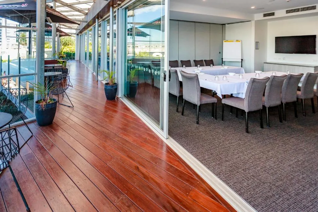 Mercure Sunshine Coast Kawana Waters — 4
