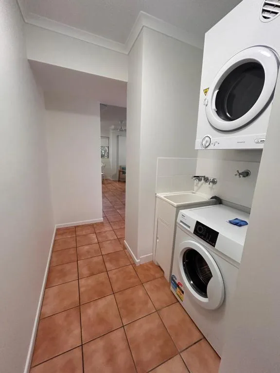 Mackay Seabreeze Apartments — 5
