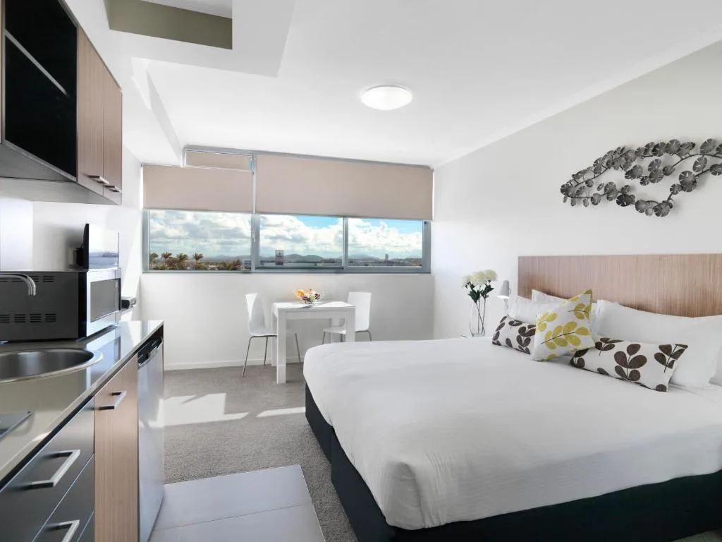 Oaks Mackay Rivermarque Hotel — 2