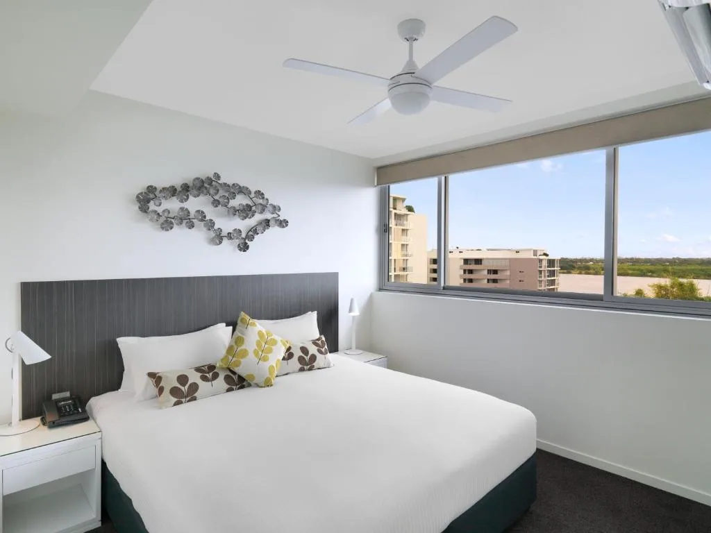 Oaks Mackay Rivermarque Hotel — 3