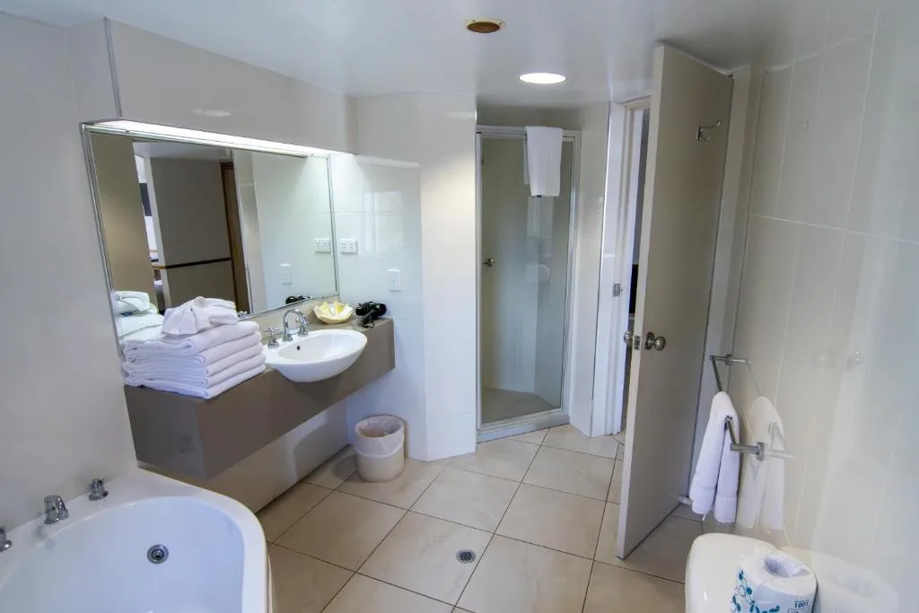 Ocean International Hotel — 3