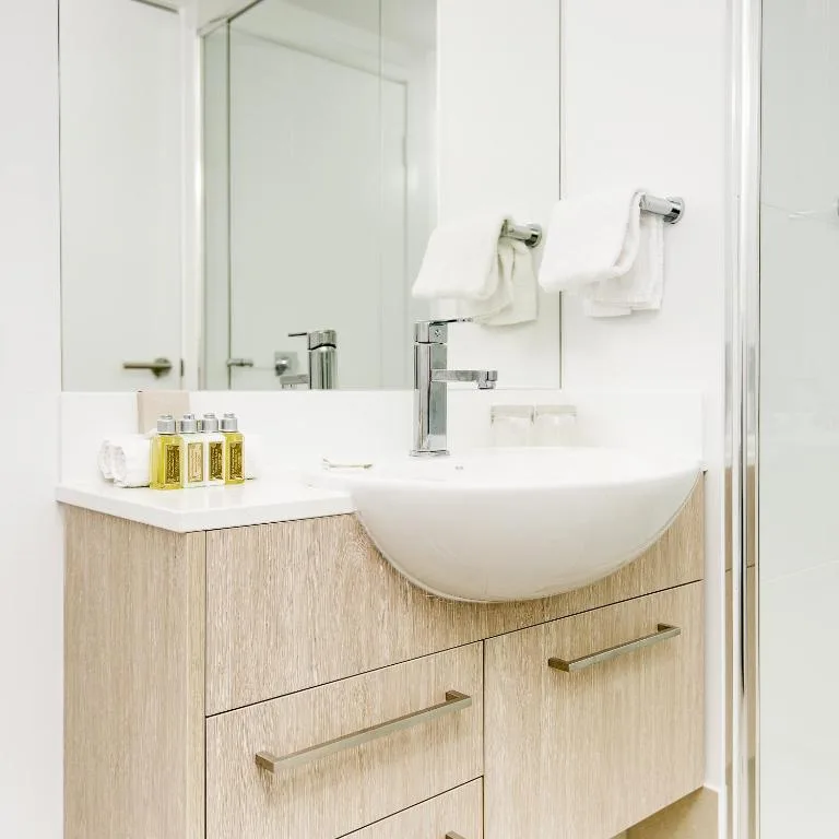 Riviera Mackay — 3