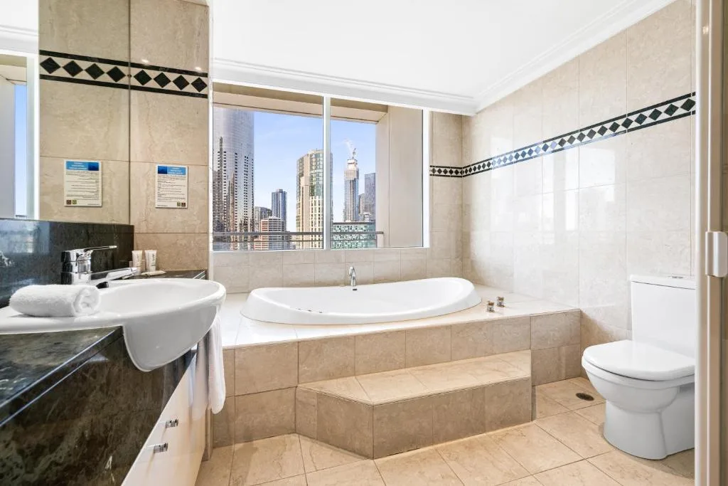 Clarion Suites Gateway — 3