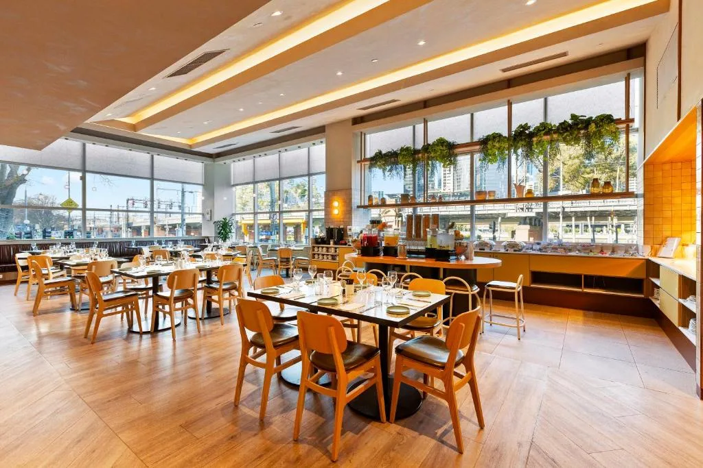 Clarion Suites Gateway — 5
