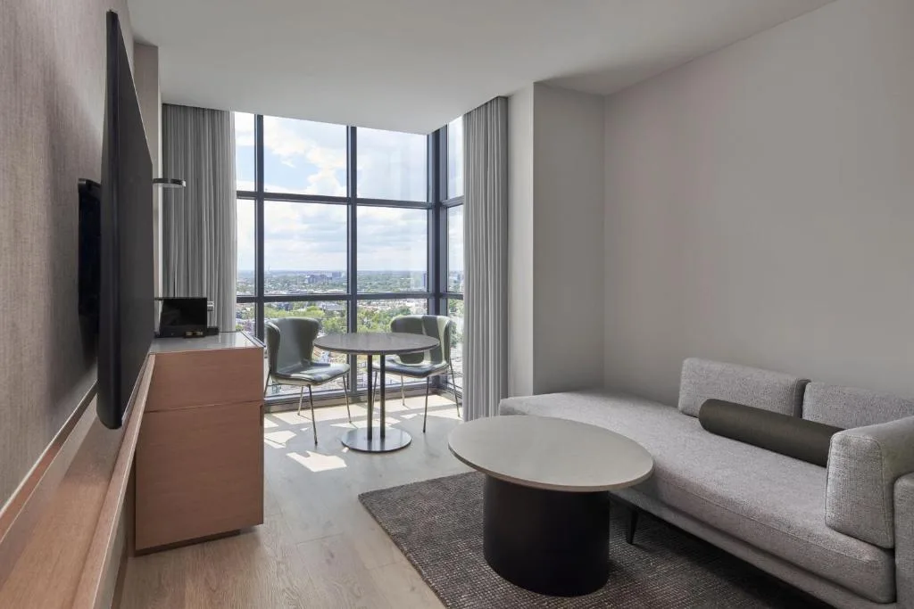 Courtyard by Marriott Melbourne Flagstaff Gardens — 4