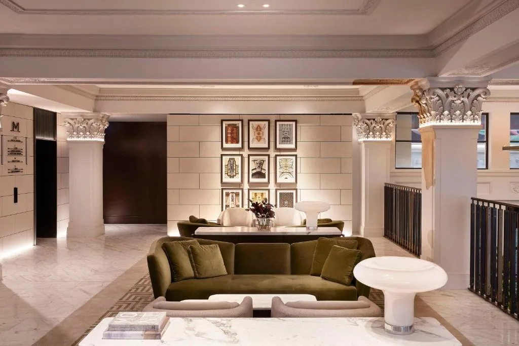 Hilton Melbourne Little Queen Street — 5