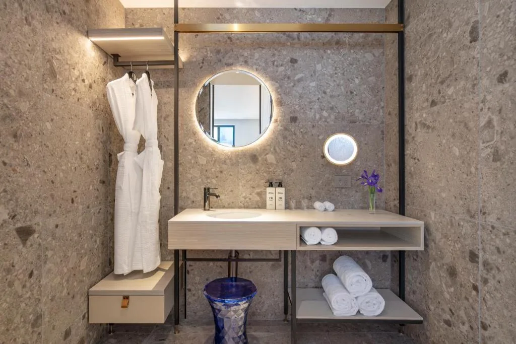 Hotel Indigo Melbourne Little Collins — 3