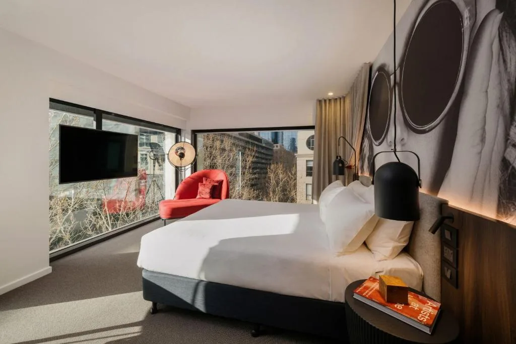 Hotel Indigo Melbourne on Flinders by IHG — 3