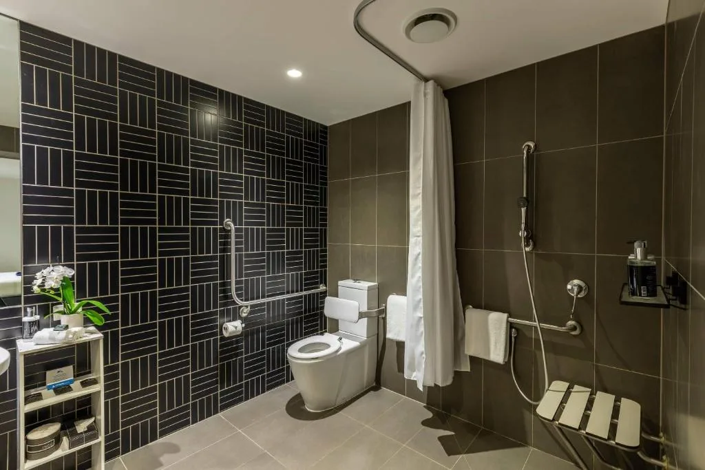 MainStay Suites Abbotsford — 3