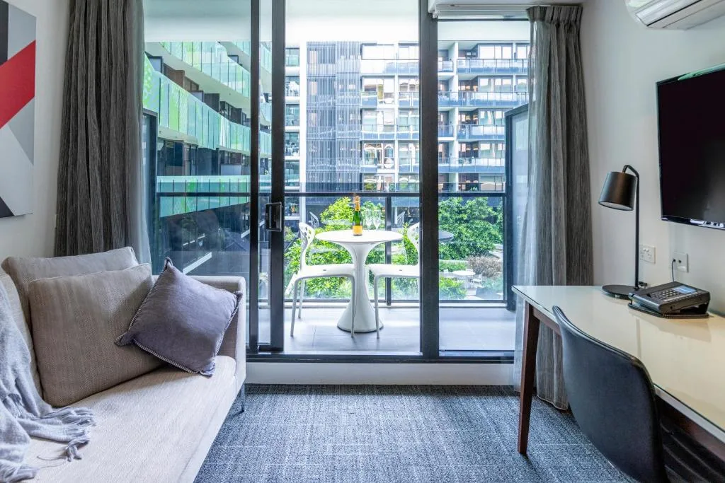 MainStay Suites Abbotsford — 5