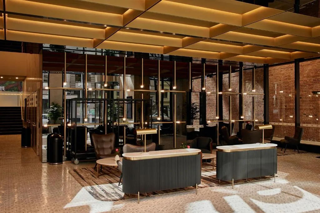 Meriton Suites Melbourne — 4