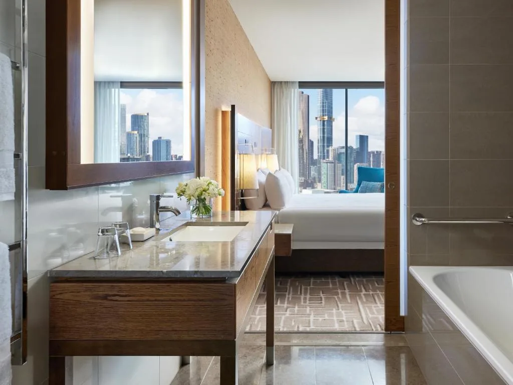 Pan Pacific Melbourne — 3