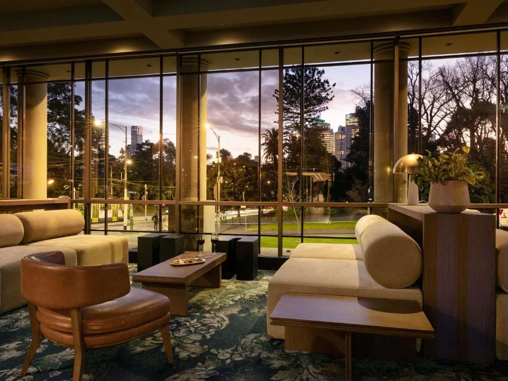 Pullman Melbourne On the Park — 4