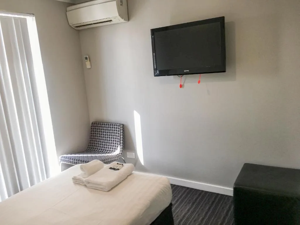 The Premier Hotel Broadmeadow — 5