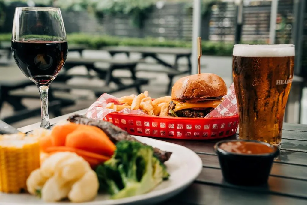 The Sunnyside Tavern, Broadmeadow — 3