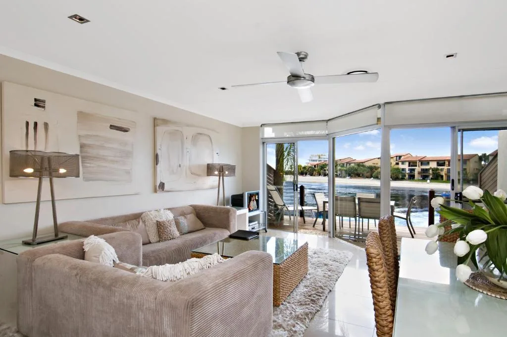 Skippers Cove Waterfront Resort — 3