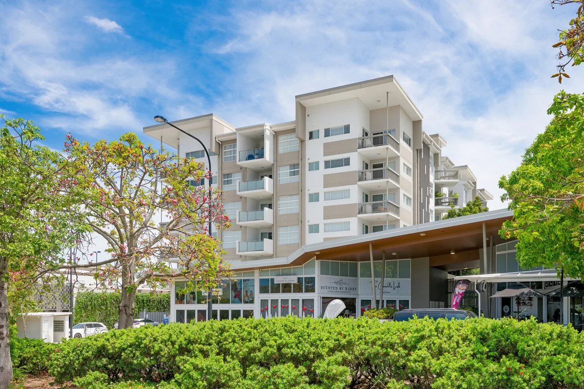 Boulevard North Lakes — 4