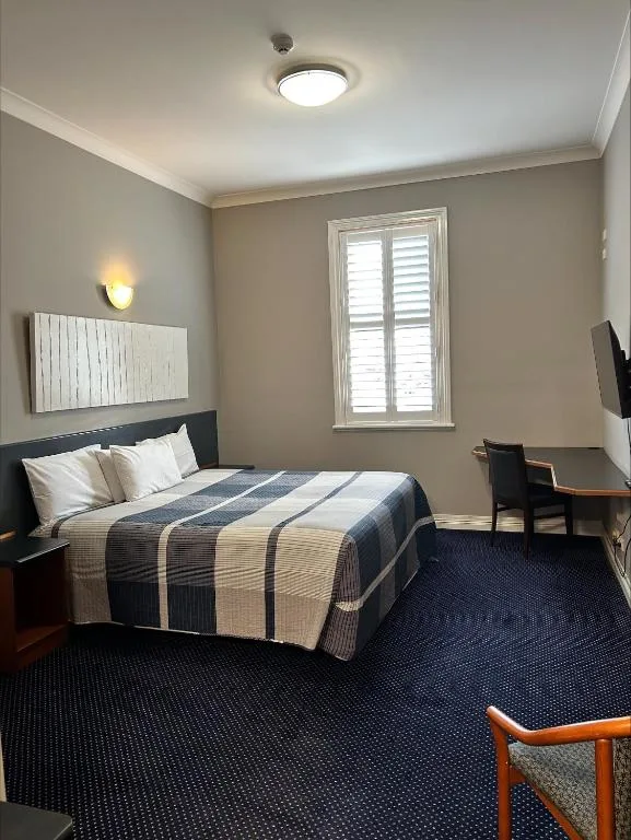 Parkview Hotel — 5