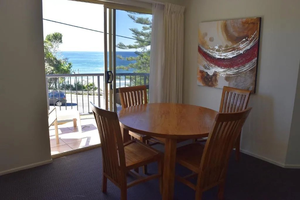 Beachside Holiday Apartments — 5