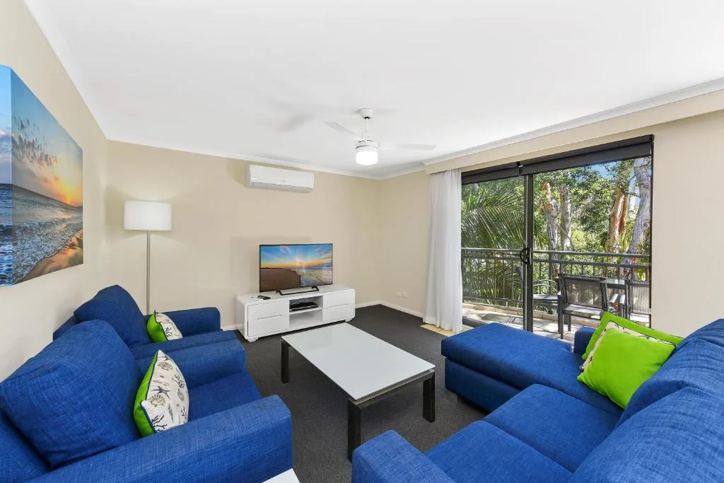 Flynns Beach Resort — 4