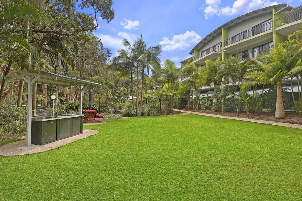 Flynns Beach Resort — 5