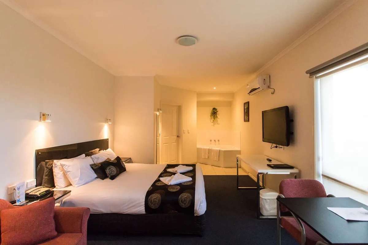 Best Western Mill Park Motel & Conference Centre — 2