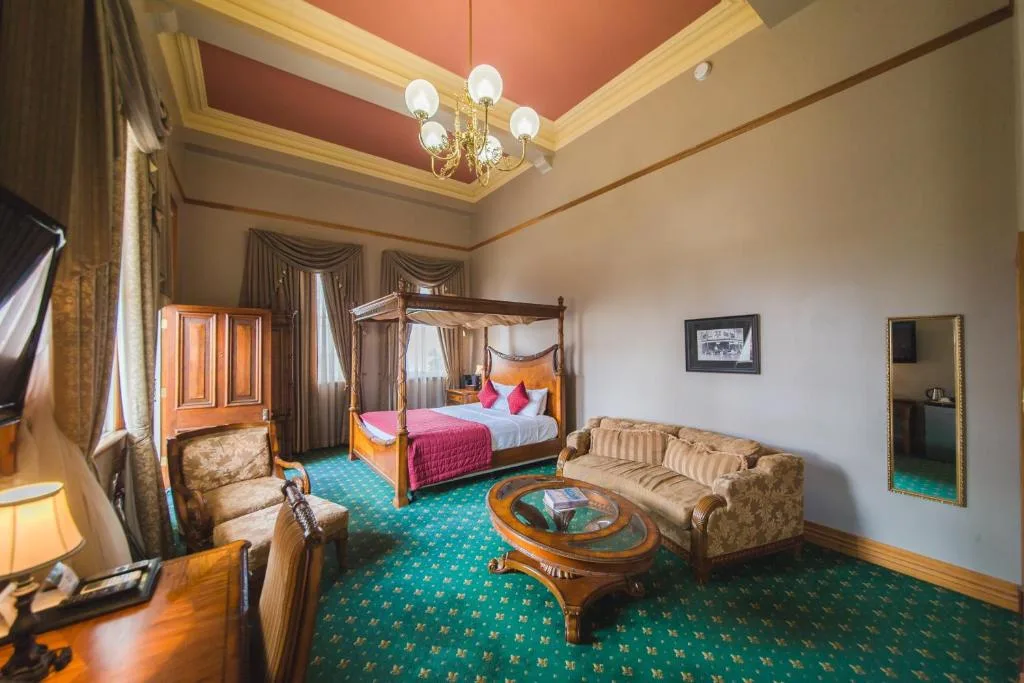 Denison Boutique Hotel — 2