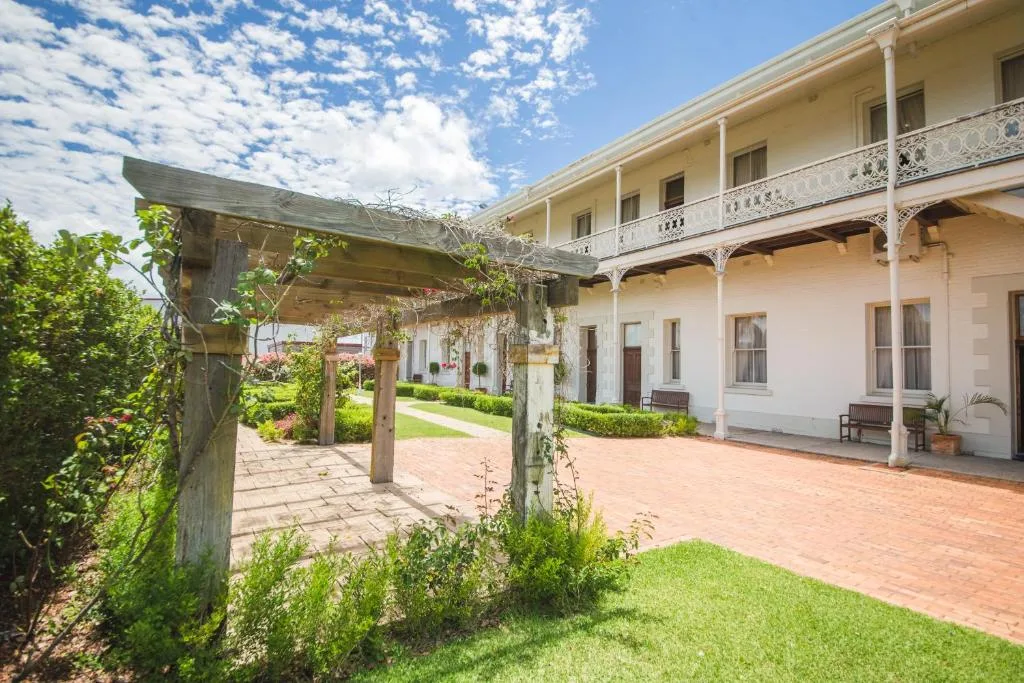 Denison Boutique Hotel — 4
