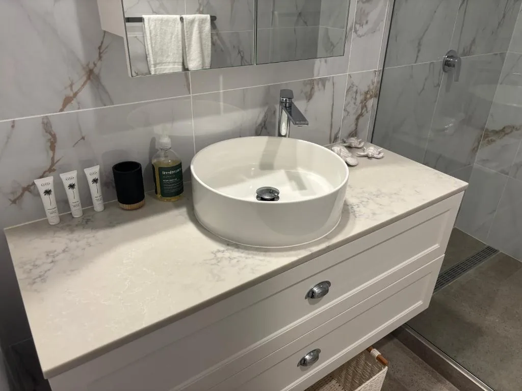 Aqua Promenade Beachfront Holiday Apartments — 4