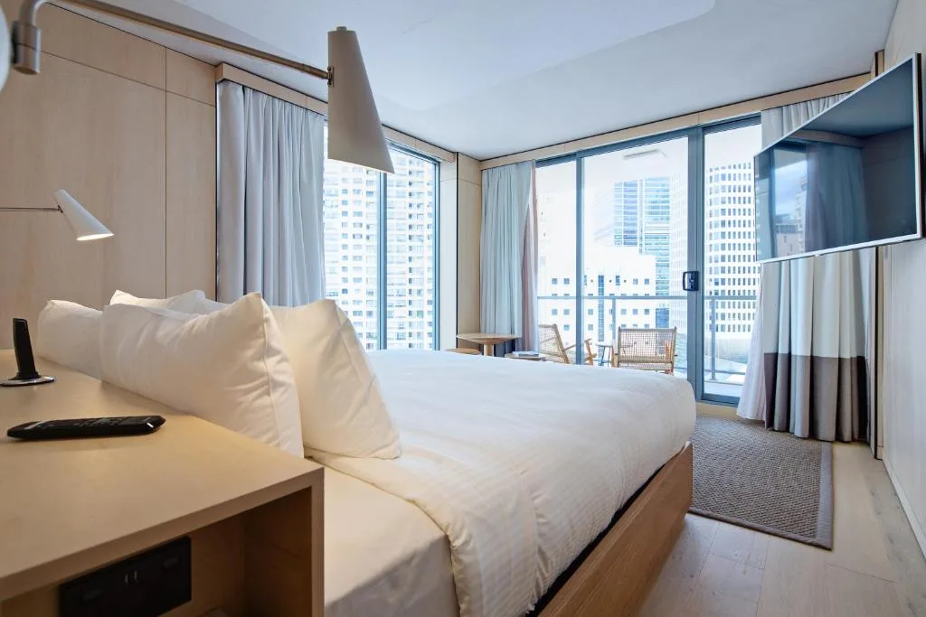 Zara Tower – Luxury Suites and Apartments — 4