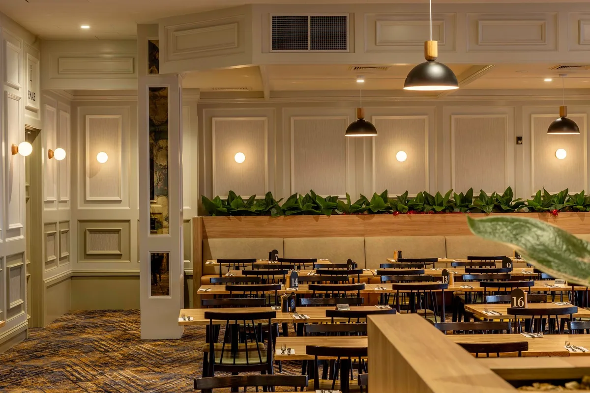 Nightcap at Skyways Hotel — 4