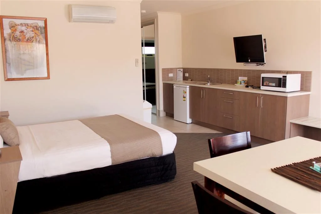 Werribee Park Motor Inn — 3
