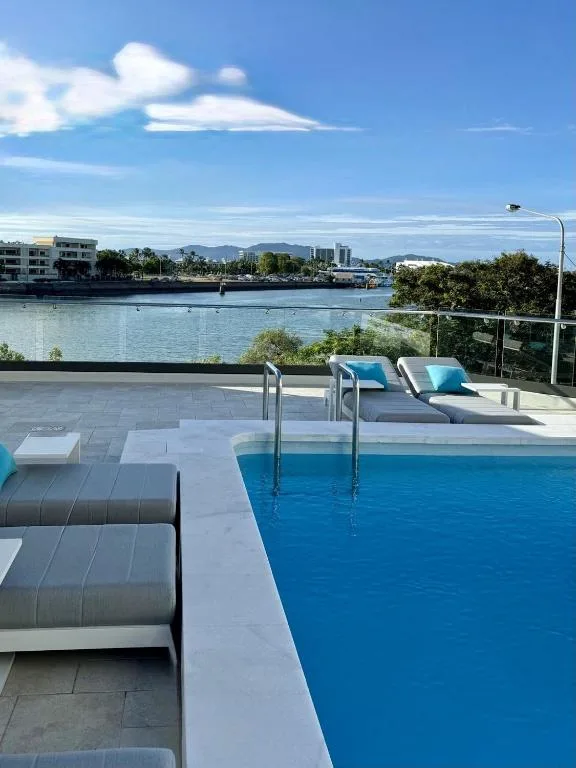 Belmoral Corporate Suites — 4