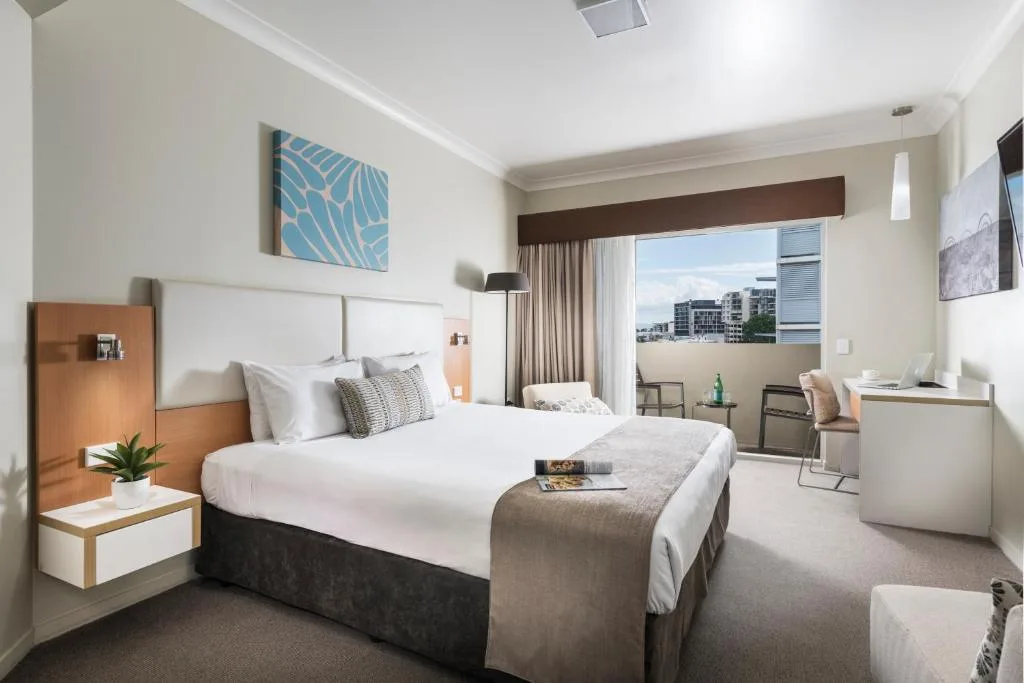 Grand Hotel and Apartments Townsville — 2