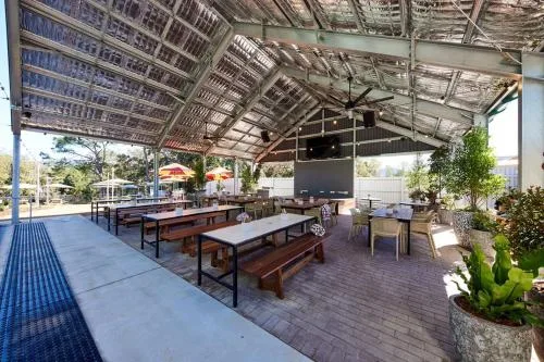 Coomera Lodge Hotel