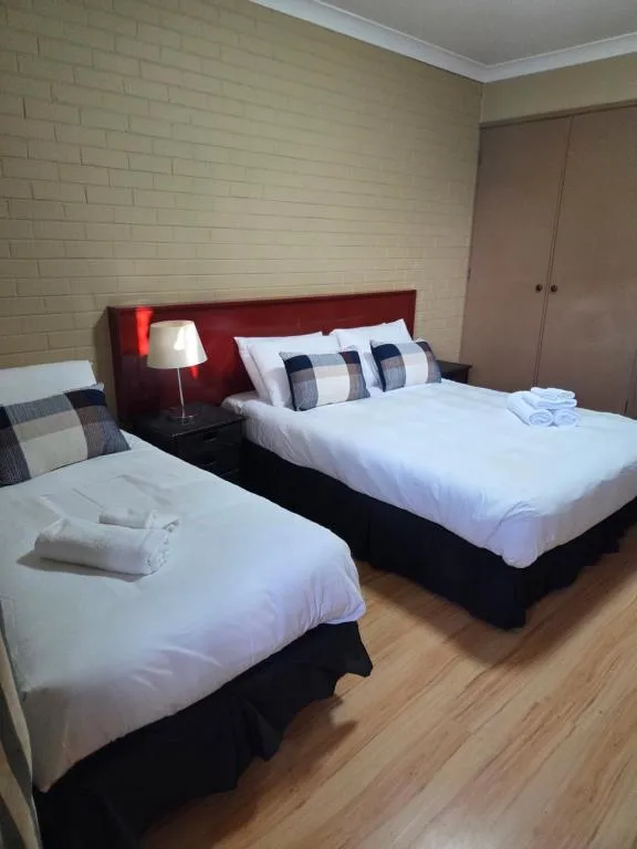Ashmont Inn Hotel — 3