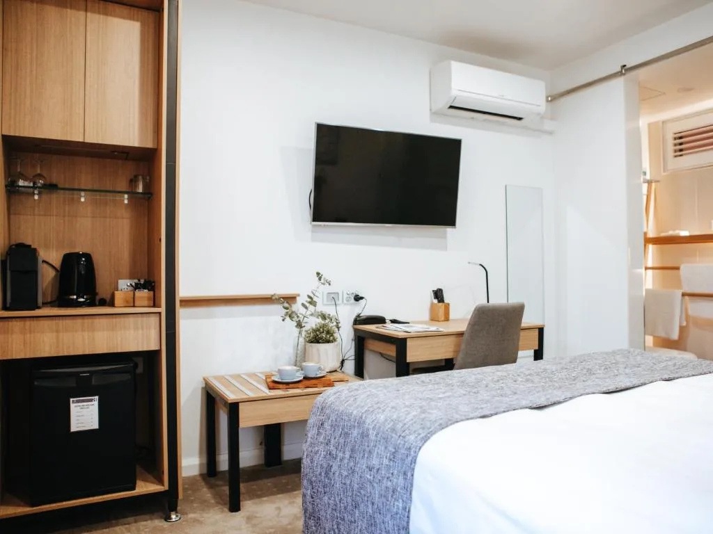 Astor Inn — 4