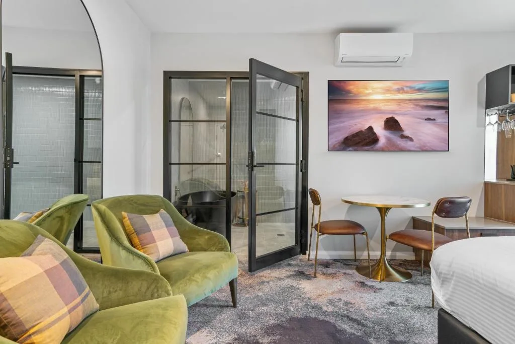 St Hugh Hotel Wagga Wagga — 5