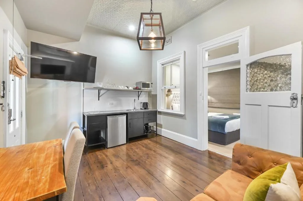 The Houston Boutique Hotel Wagga — 3