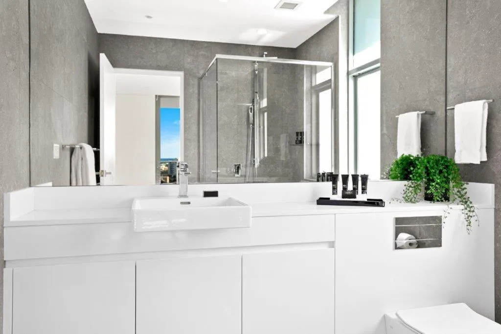Argo Apartments — 3