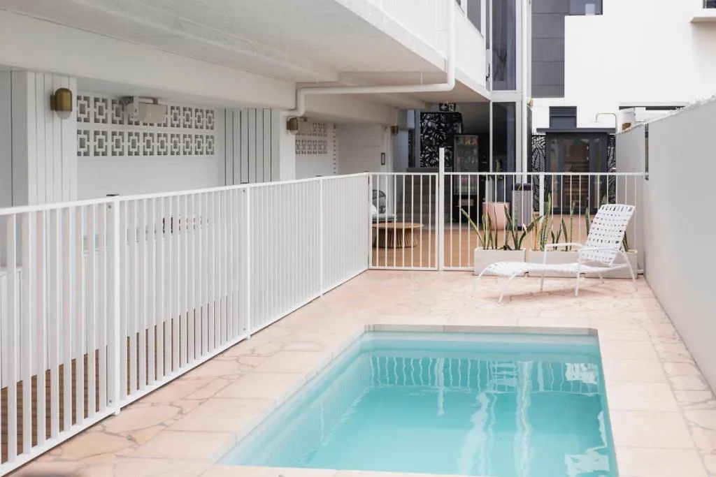 Surfside 22 — 3