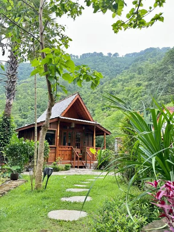 Beehive Cottages