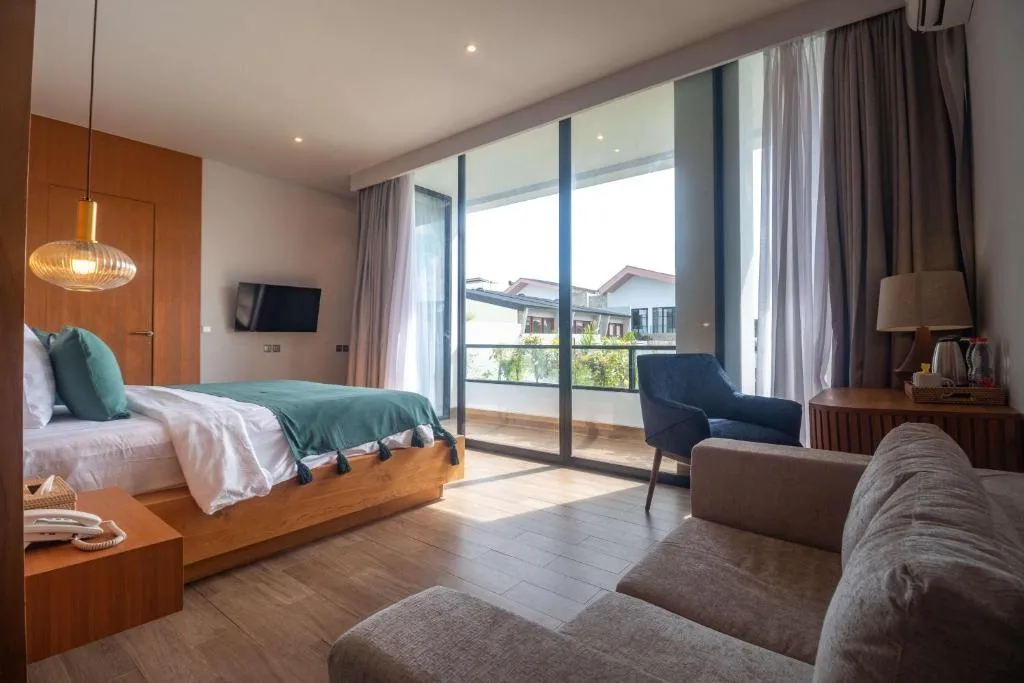 Octa Canggu Villa and Condotel — 2