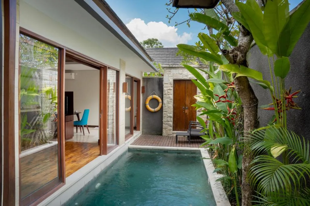 Sanata Luxury Villa — 4