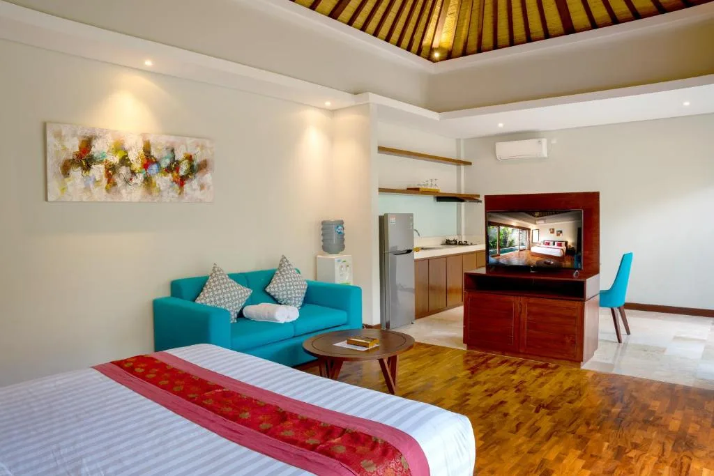 Sanata Luxury Villa — 5
