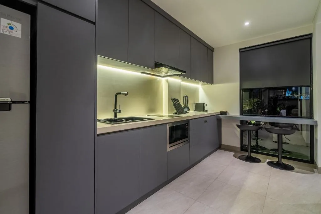 The R Apartment Pererenan — 4